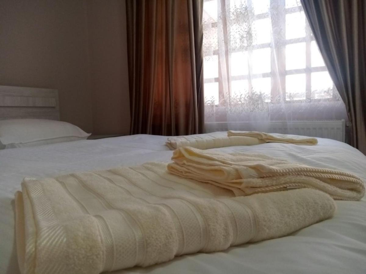 Istirohat Guest House Samarkand Ngoại thất bức ảnh